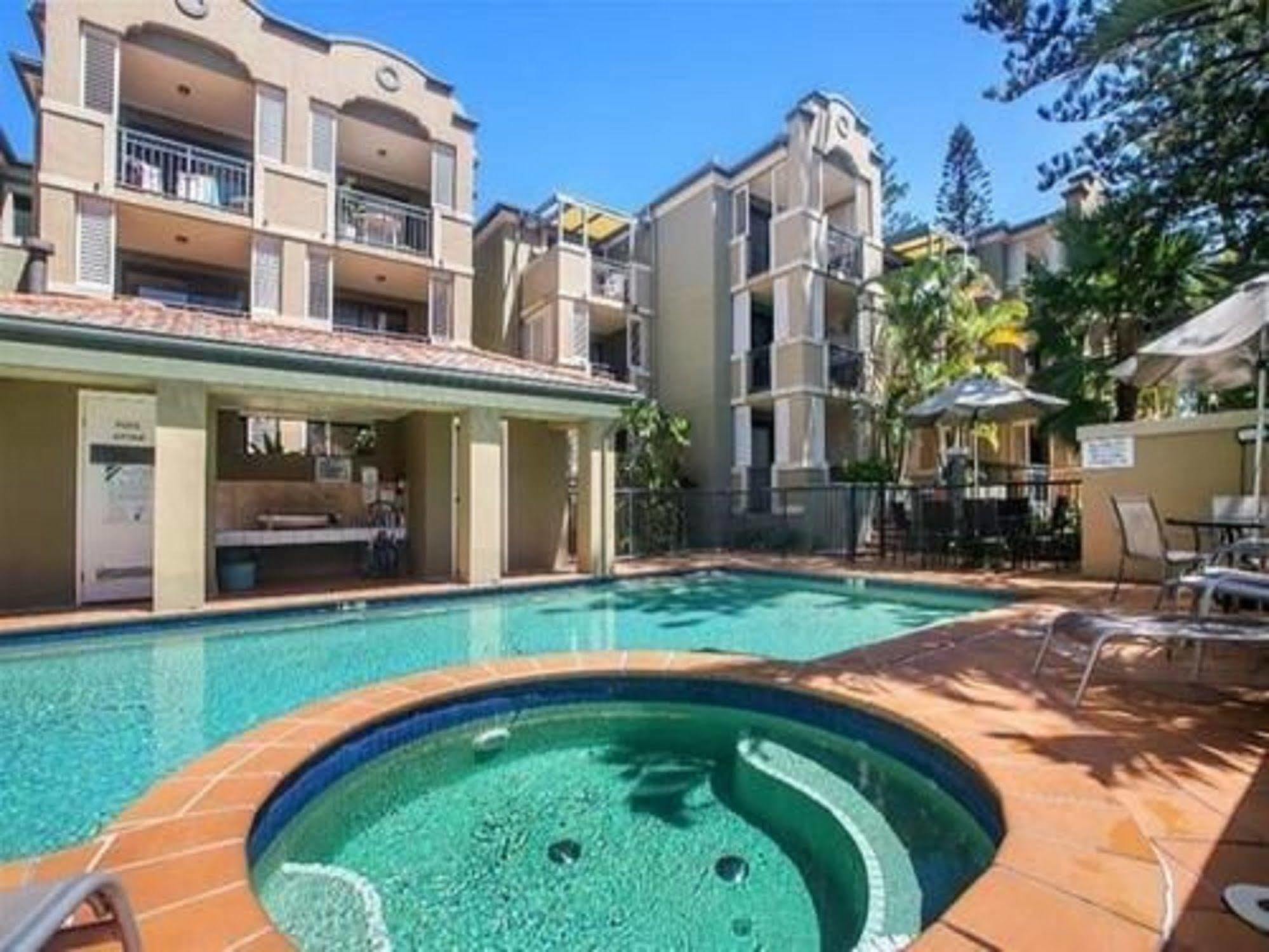 Beaches On Wave Street Gold Coast Esterno foto