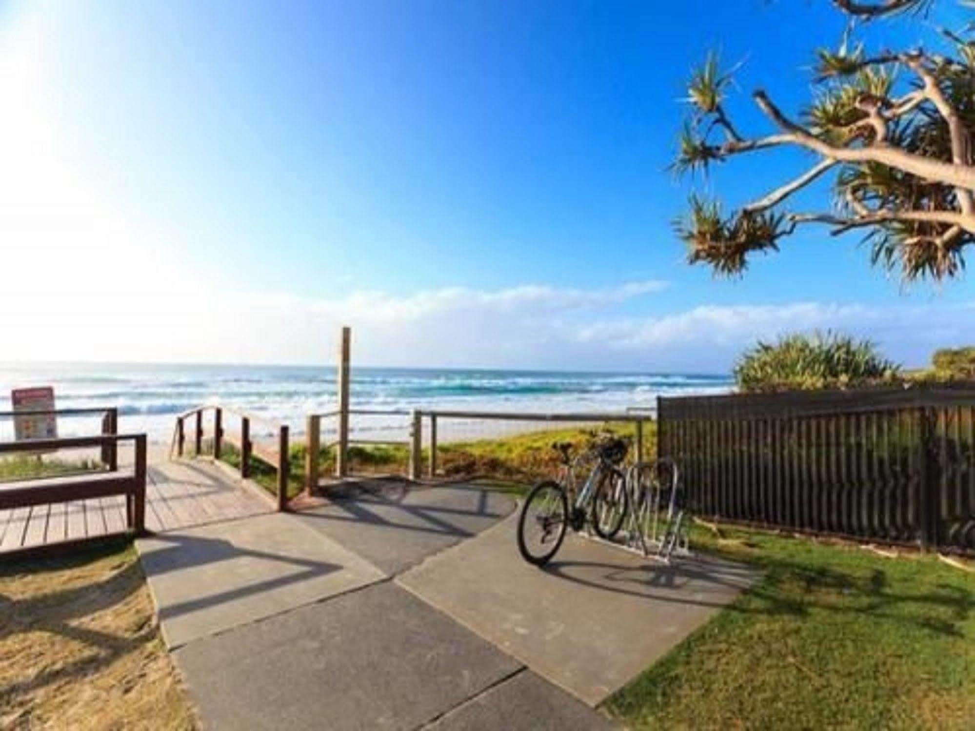 Beaches On Wave Street Gold Coast Esterno foto